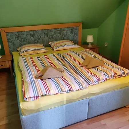 Anna U Lipna Přední Výtoň